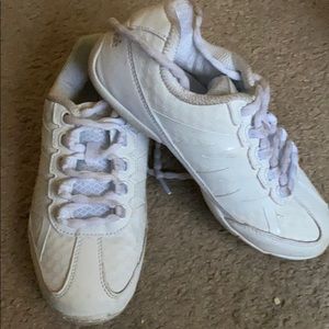 payless white cheer shoes